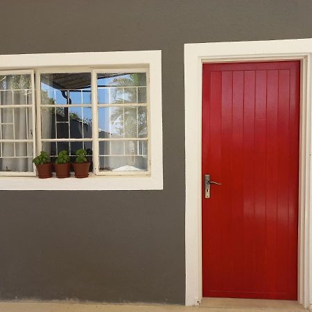 Urban Farm Haus Guesthouse Rundu Exterior photo
