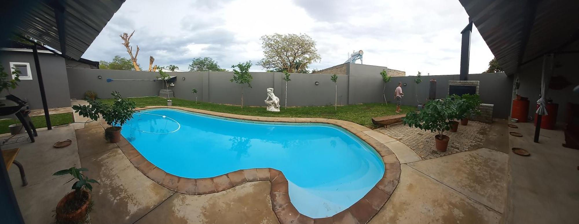 Urban Farm Haus Guesthouse Rundu Exterior photo